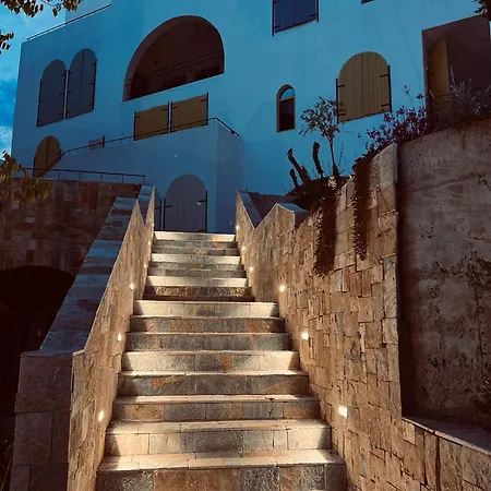 Hotel Ioneo Dhërmi