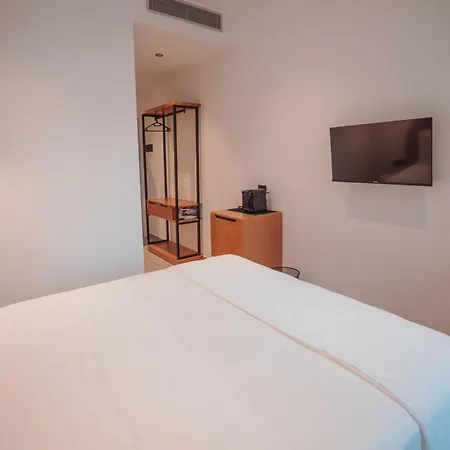 Hotel Ioneo Dhërmi