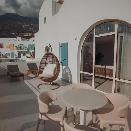 Ioneo Hotel Dhërmi