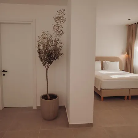Ioneo Hotel Dhërmi